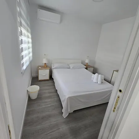 2 Rooms Con Terraza Malaga Exterior photo