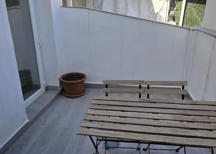 2 Rooms Con Terraza